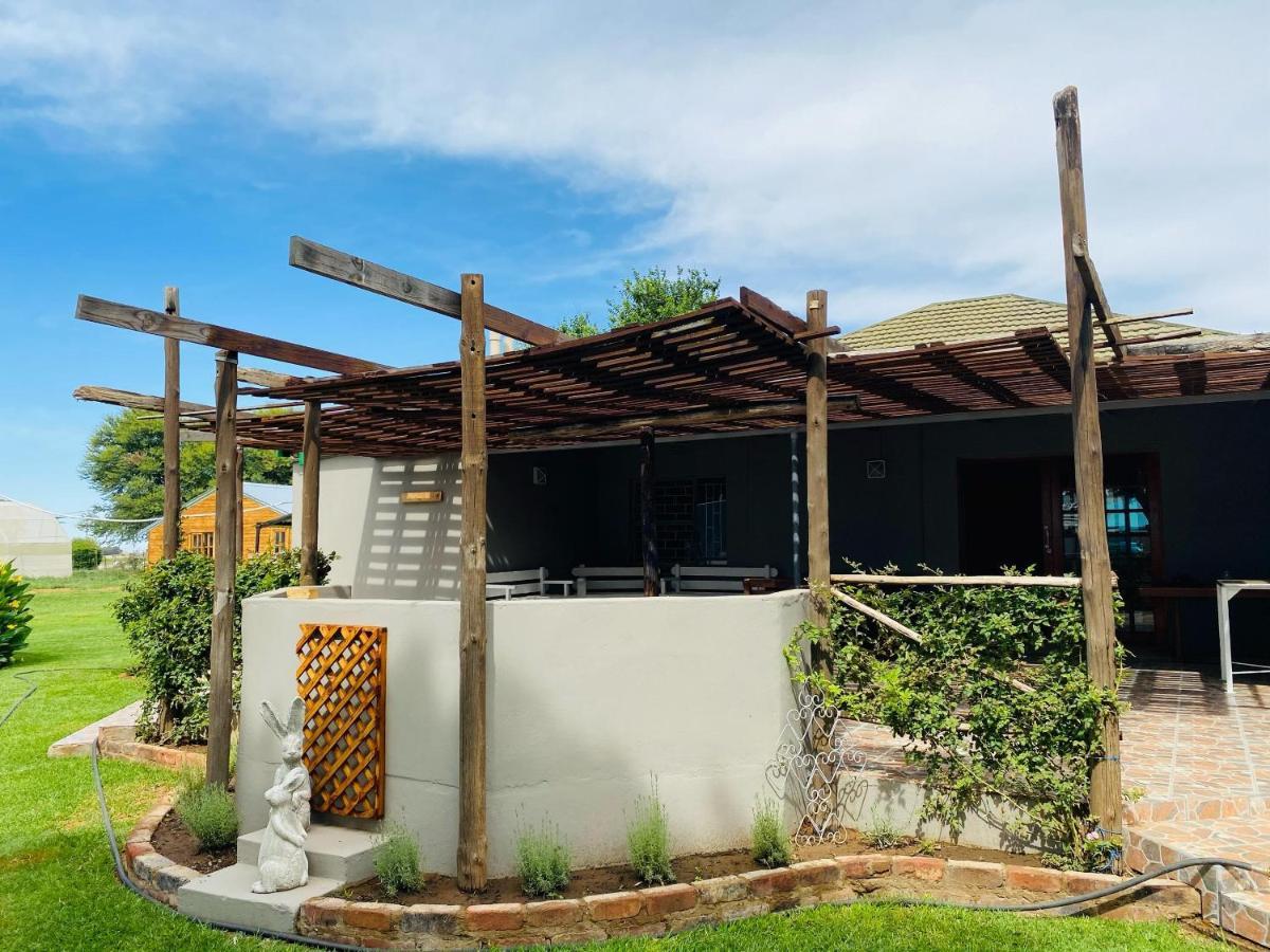 Hotel Biekiesvlei Lichtenburg Esterno foto