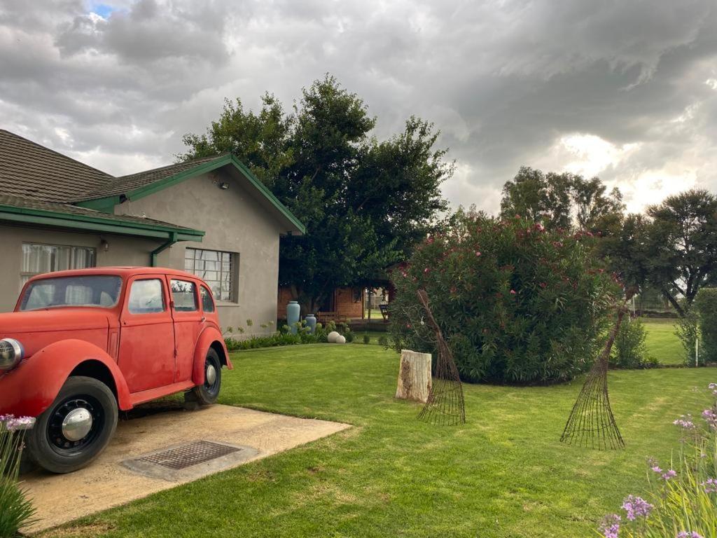 Hotel Biekiesvlei Lichtenburg Esterno foto